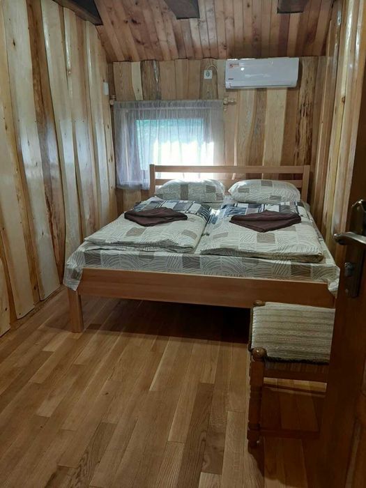 Берегове. с. Дийда  Котедж  VillaDAn, біля термальних басейнів