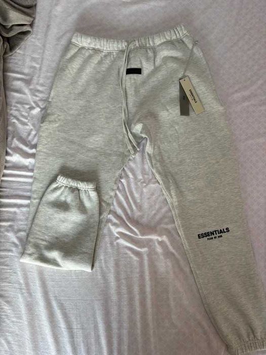 Fear of God Essentials Spodnie sportowe unisex M