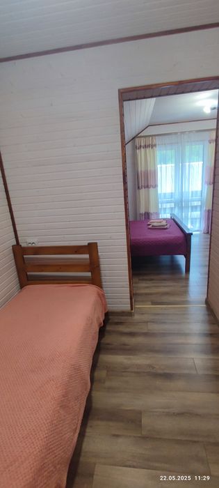 Частина Будиноку "Ясень" на 6 номерів 12-18місць з кухнею та