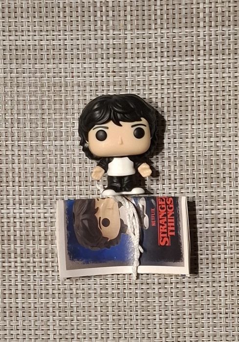 Kinder niespodzianka Stranger things