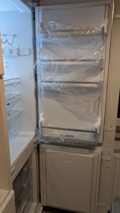 Lodówka do zabudowy Bosch KIV34X20 177/54 NOWA, nieużywana,