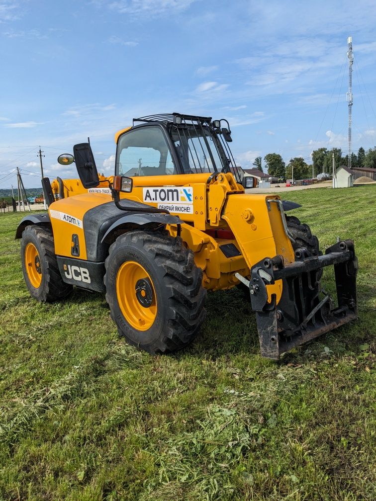 Телескопічний навантажувач JCB 535-95