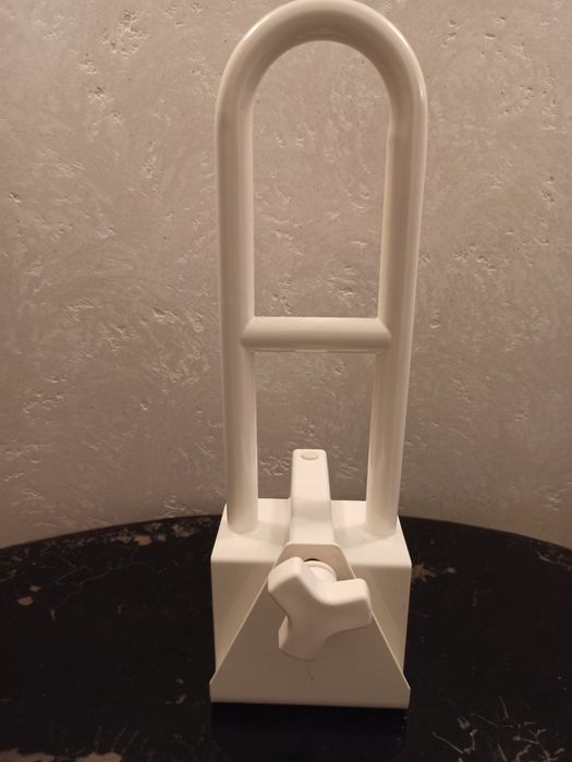 Опора-поручень для ванни