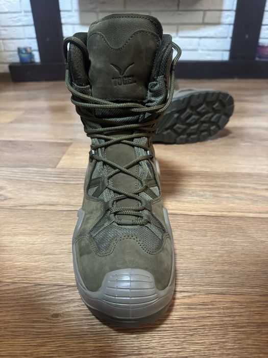 Високі тактичні черевики Vogel 1491