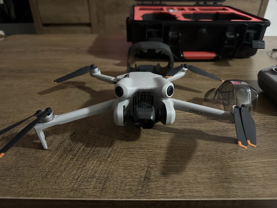 Dji mini 4 pro stan bardzo dobry