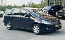 Mitsubishi Grandis 2006