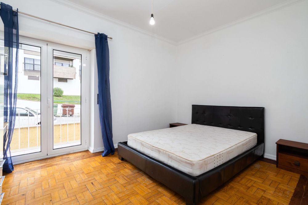 Arrenda-se apartamento T3 mobilado no Bairro Norton de Matos