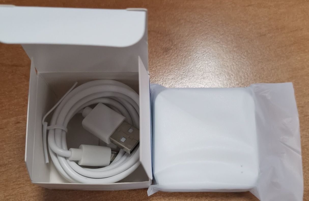 Bramka multi - Zigbee + Bluetooth WIFI do systemu Smart Home TUYA nowa
