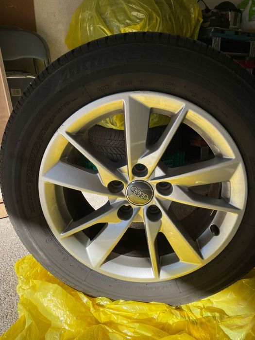 Jantes 16 originais Audi com pneus