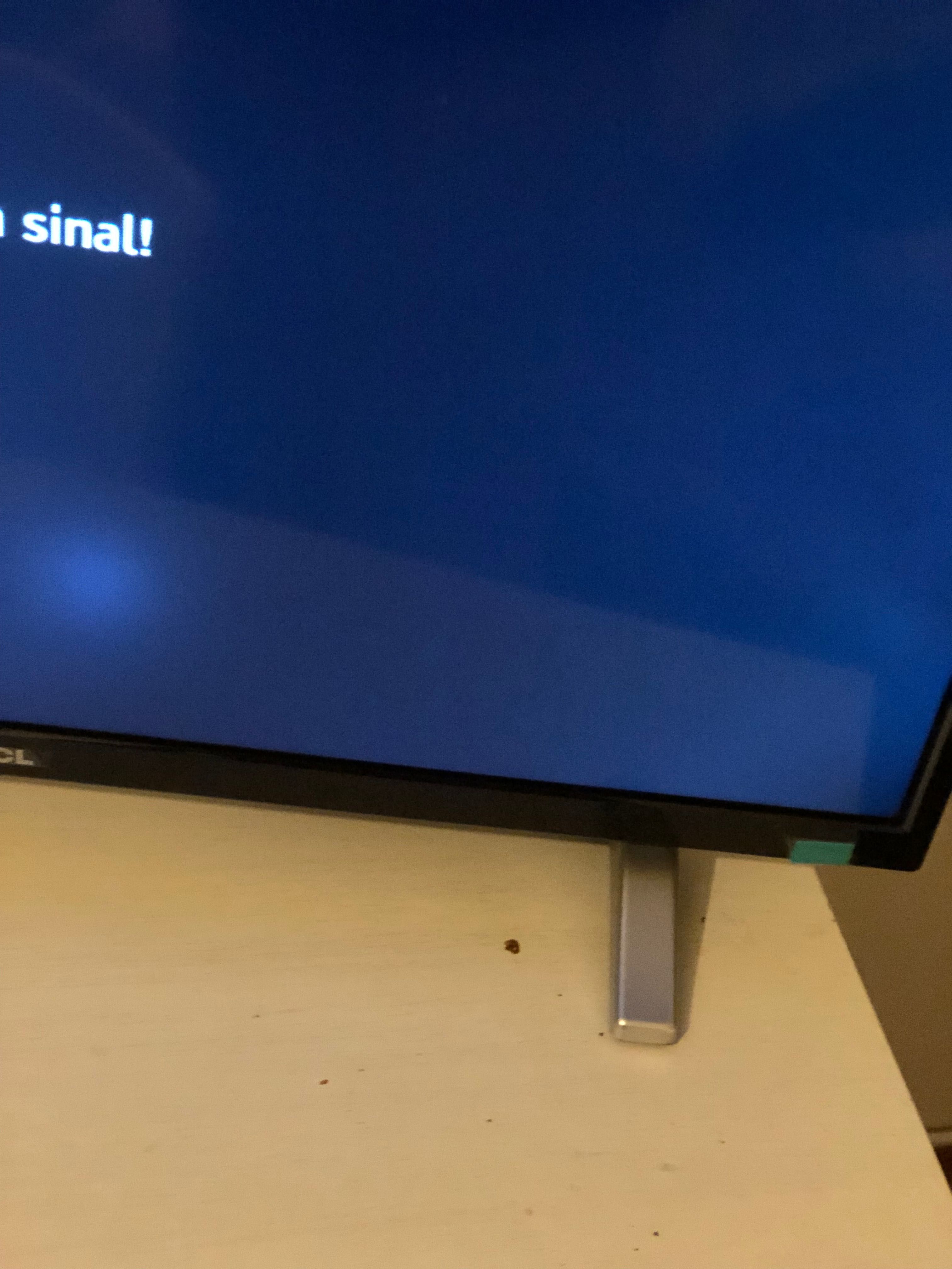 Tv de quarto com boa portabilidade em ótimo estado