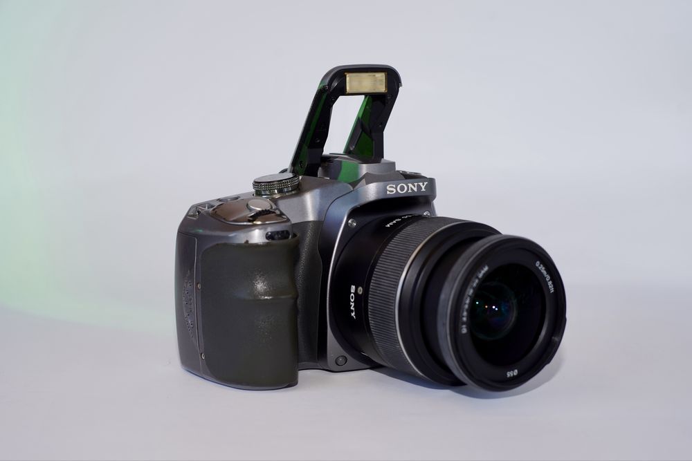 Sony DSLR-A100 Alpha 100 A7 A9 g7x