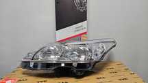 Citroen C4  04-11 Reflektor/Lampa przód lewa /H1+H7