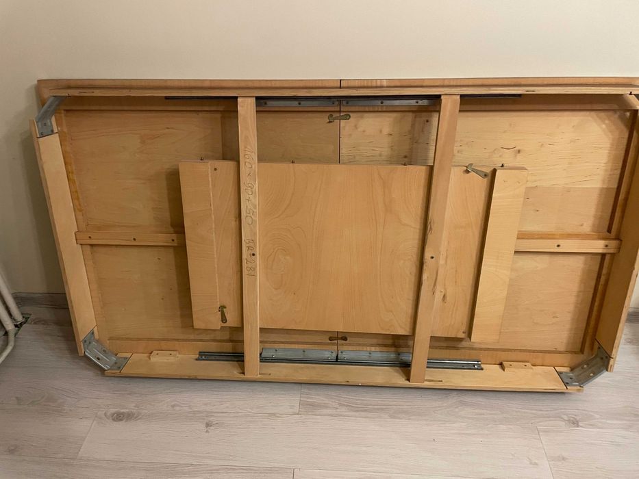 Piękny i solidny stół rozkładany + 6 krzeseł