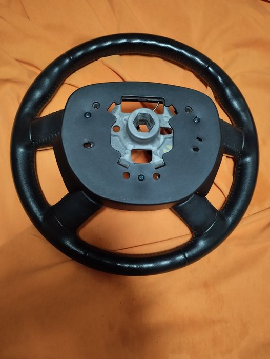 Capô Ford c-max usado +volante Ford c-max+tampa superior tablier