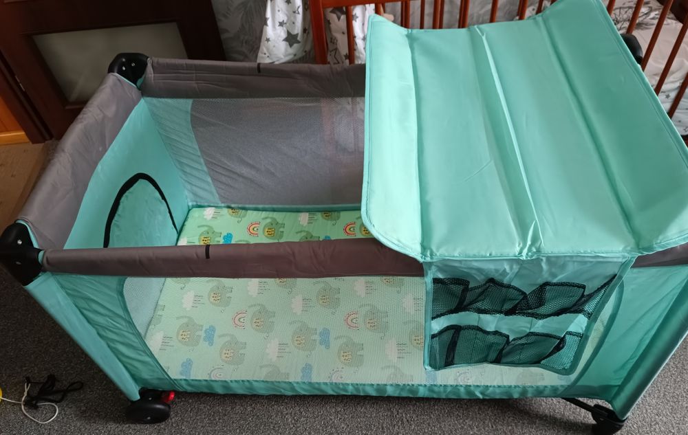 Łóżeczko turystyczne