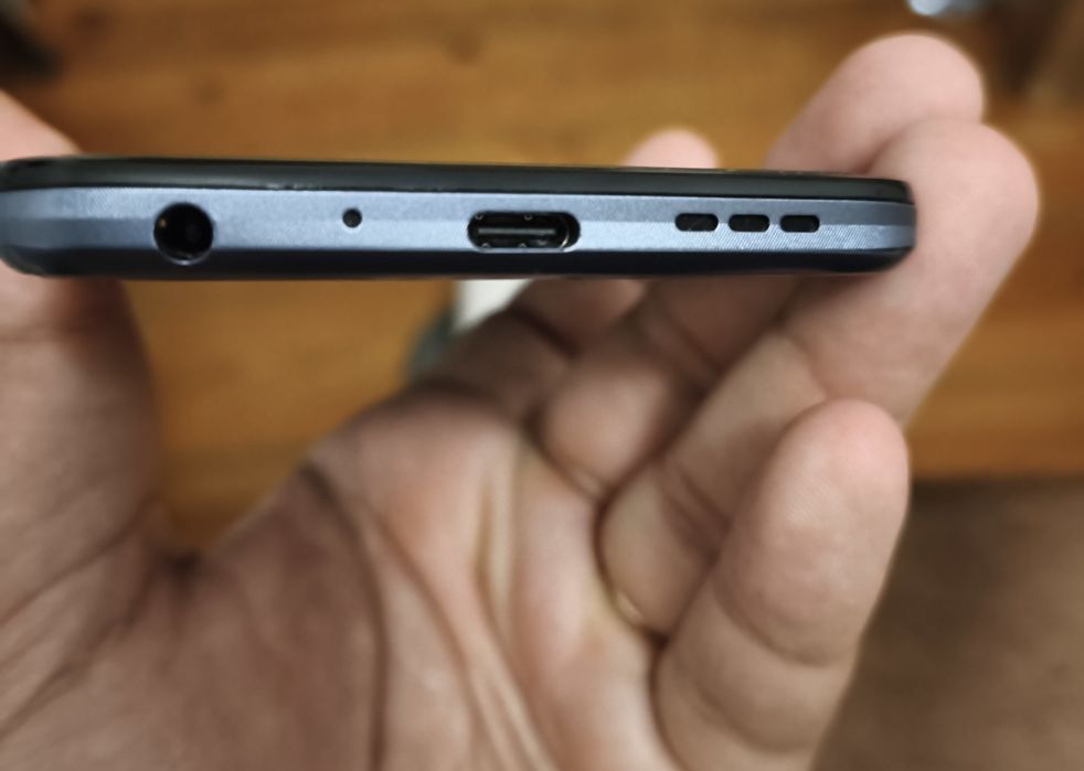 Telemóvel TCL como novo