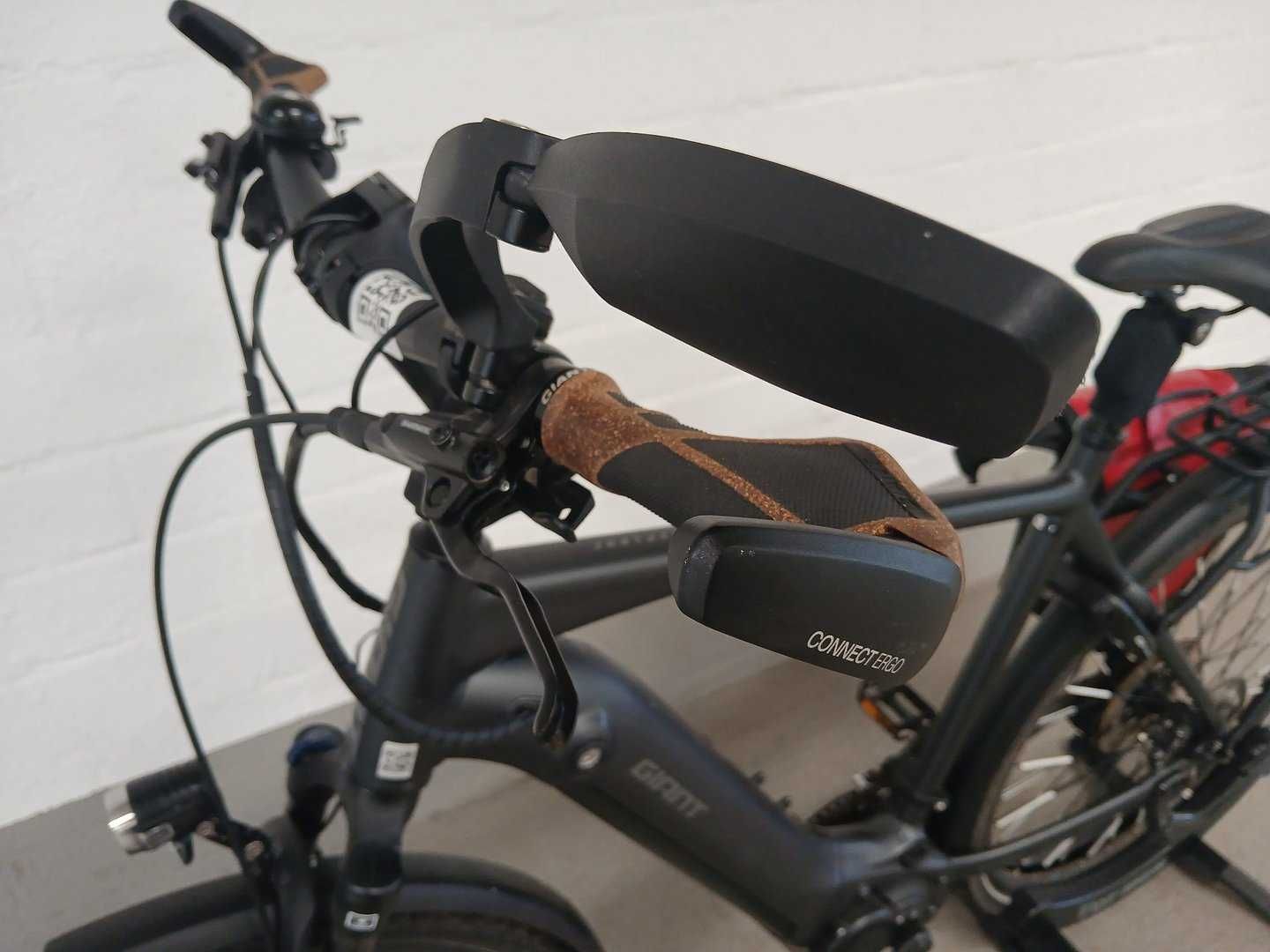 Rower elektryczny GIANT Explore E+ 1 Rozmiar XL Koła 29 Przebieg1400km