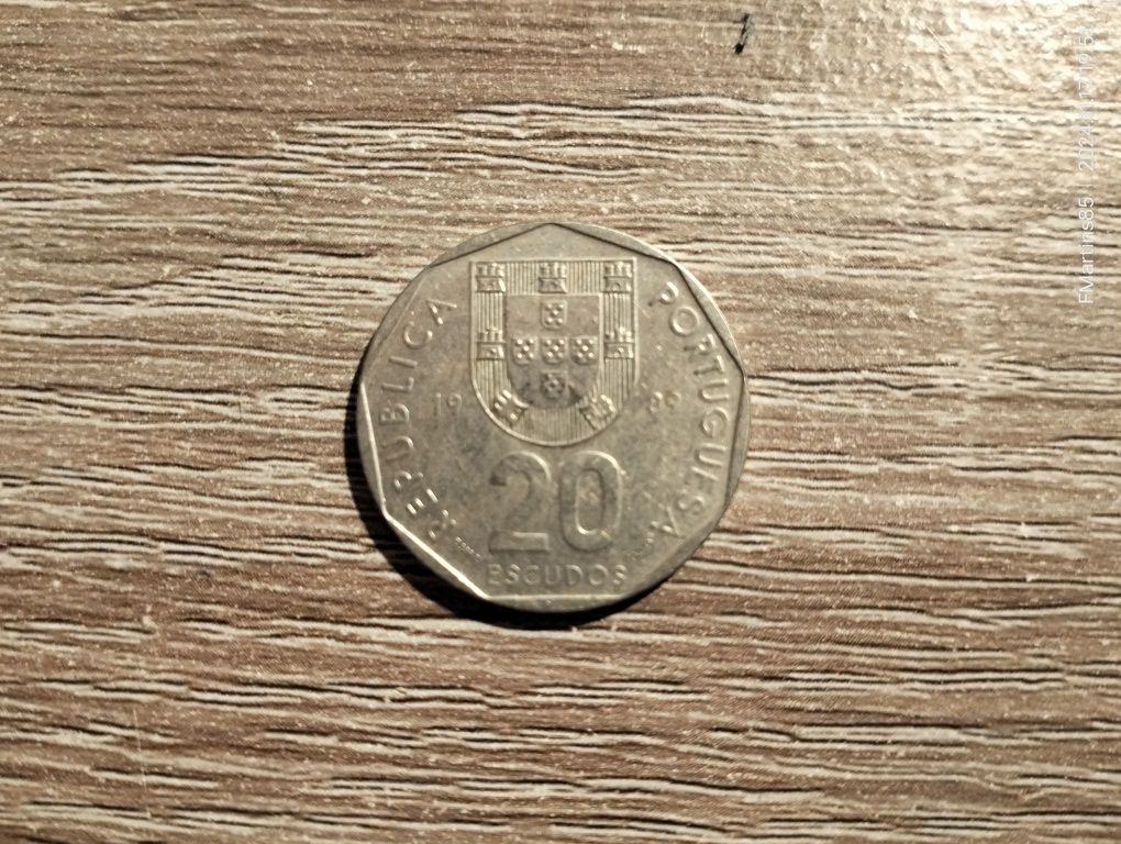 Moedas de 20 escudos