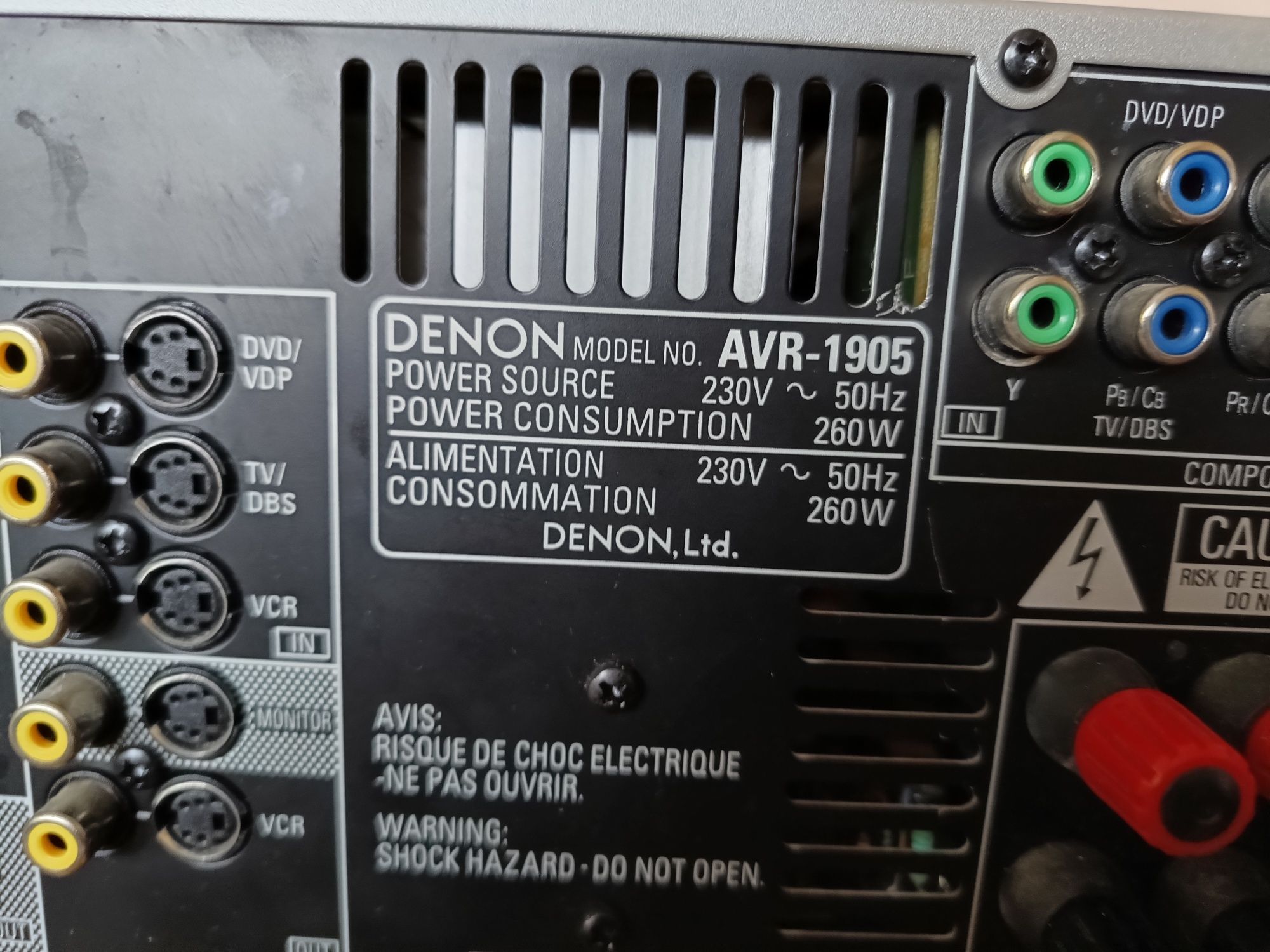 Sprzedam  wzmacniacz w dobrym stanie w pełni sprawny Denon AVR 1905.