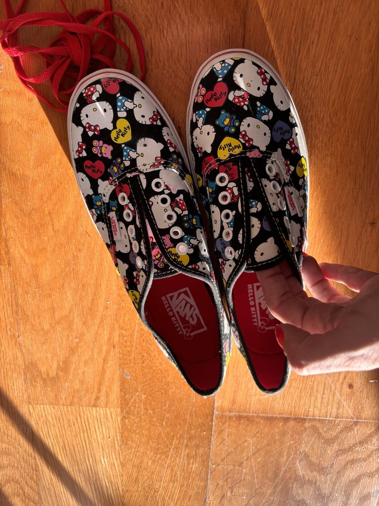 Tenis Vans kitty - Novos a estrear N37