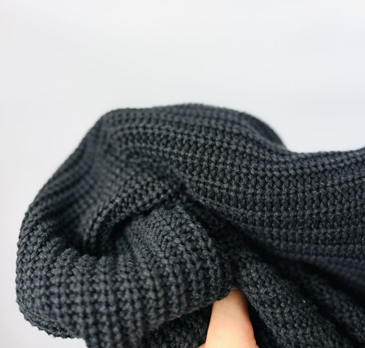 Czarny fakturowany sweter S 36 H&M