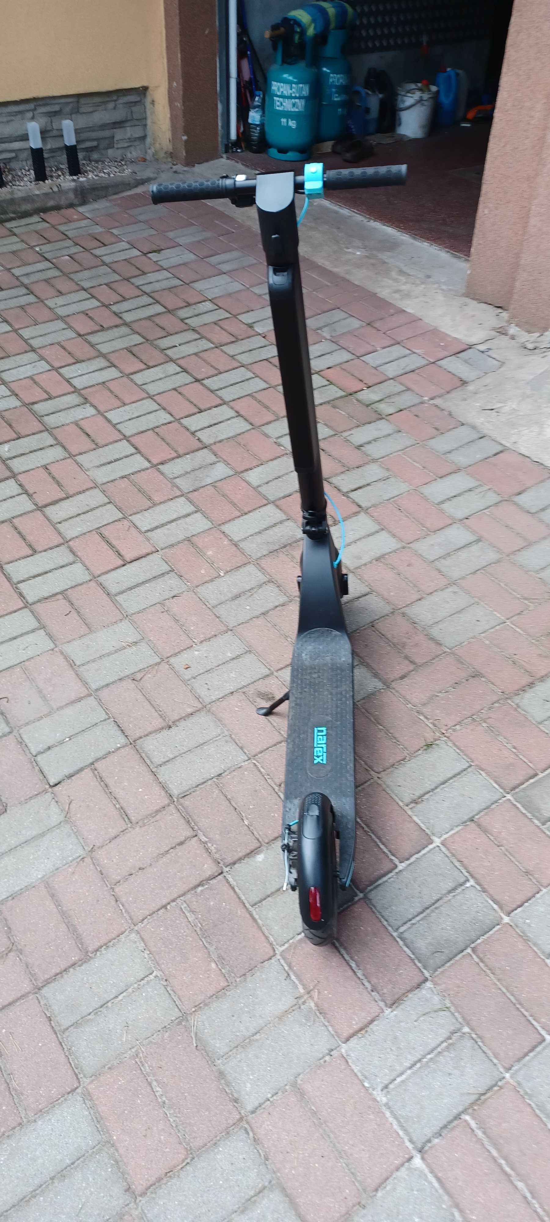 Hulajnoga Narex E-Scooter Esn 400 Long Run Czarny
