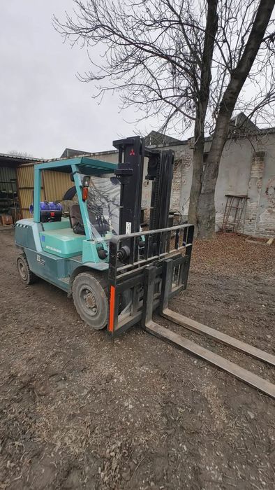 Mitsubishi FG50K  Mitsubishi FG50K – udźwig 5 ton, sprawny, mały przebieg, pierwszy właś