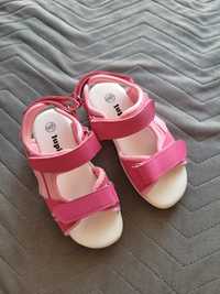 Sandały dla dziewczynki