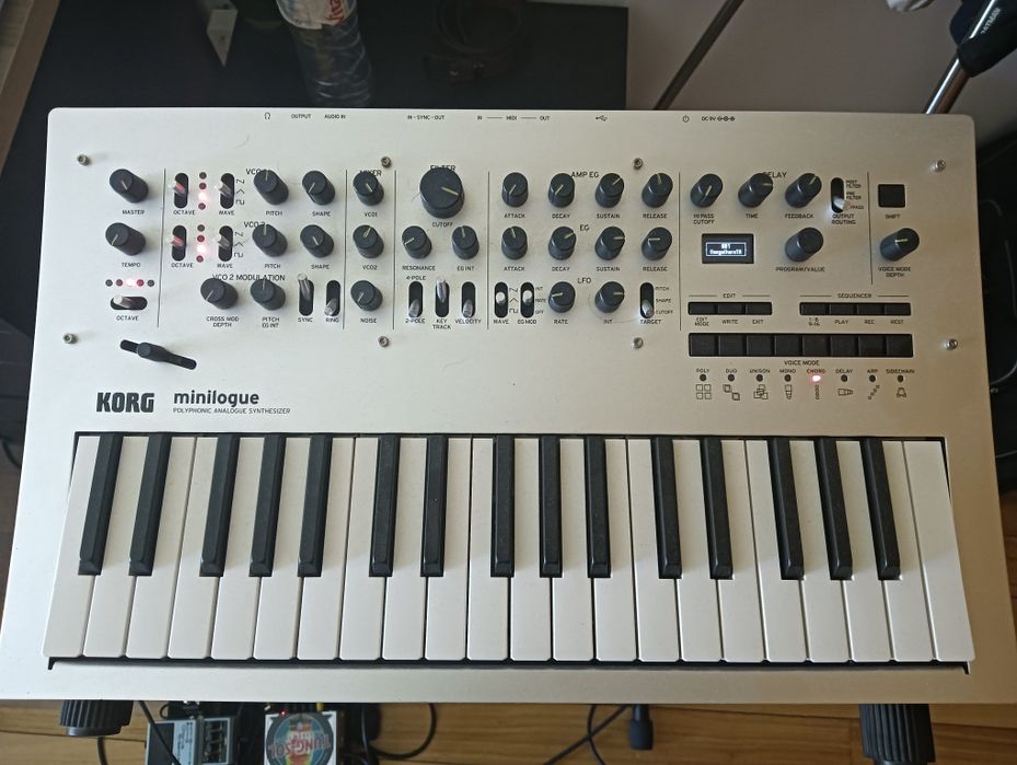 Korg Minilogue - Como Novo