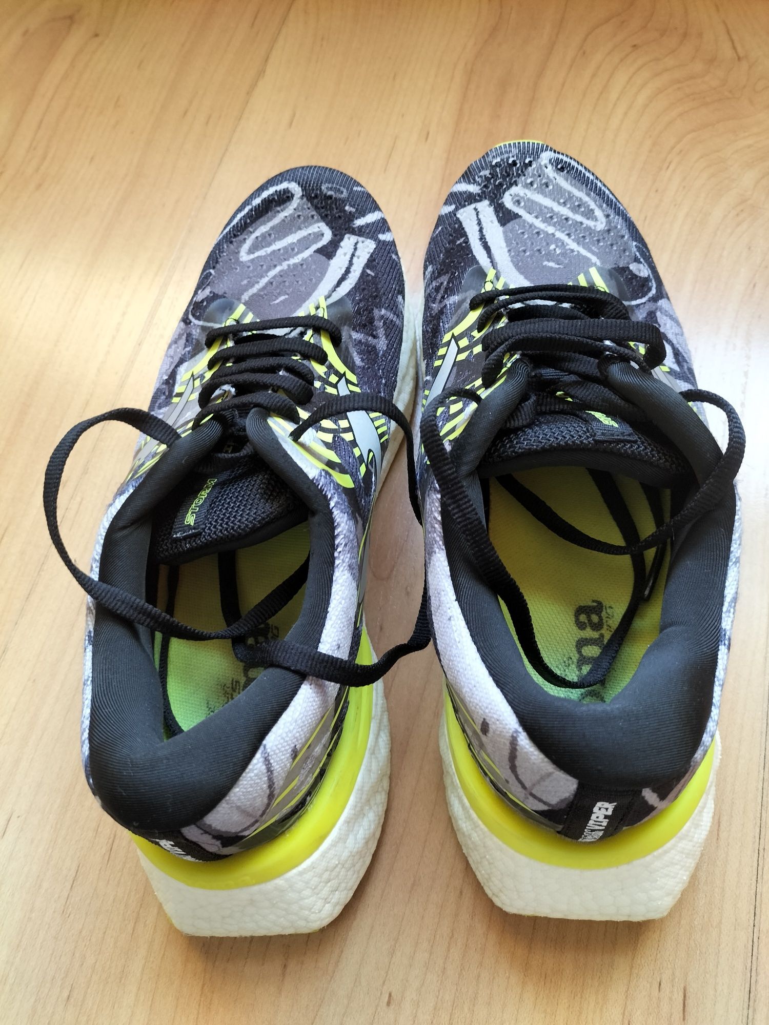 Tênis corrida Joma