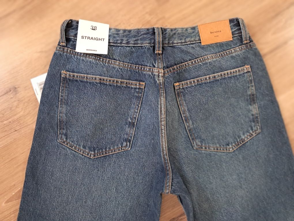 Spodnie jeansy Bershka rozmiar 38 nowe