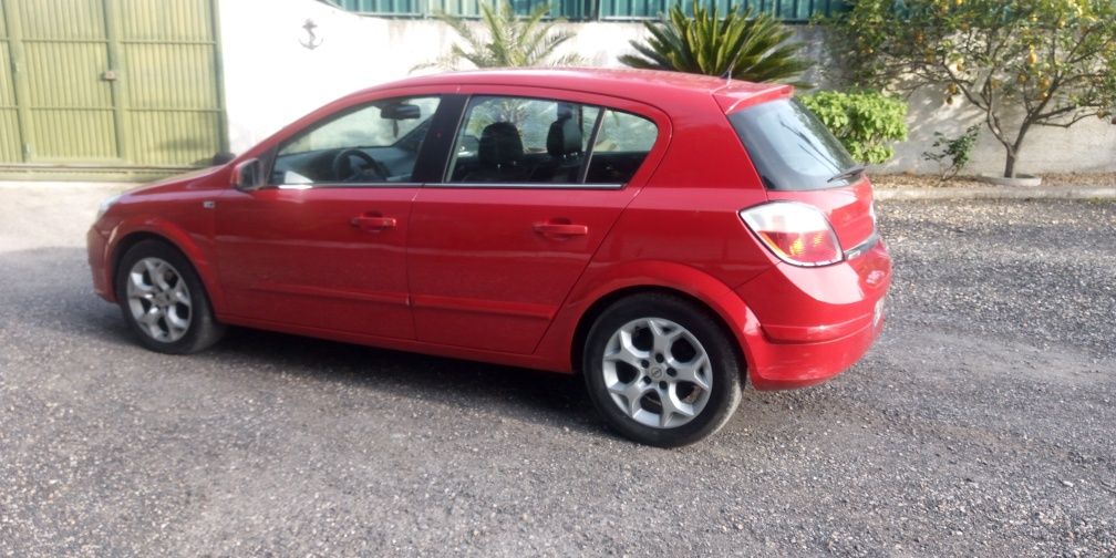 Opel Astra H 1.4 16V