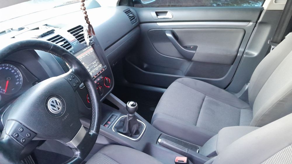 Автомобіль Volkswagen GOLF 1.6 MPI