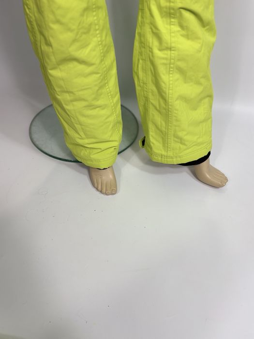 Костюм жіночий лижний  Л розмір ідеал жодного нюансу