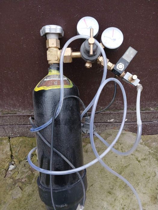 Продам систему подачі вуглекислого газу CO2 з редуктором  для акваріу