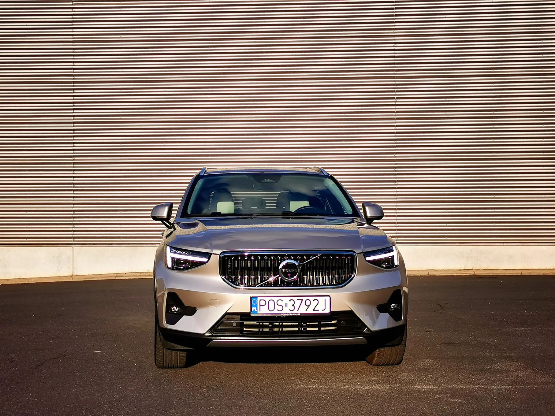 Volvo XC 40 Volvo XC 40 B5 4x4 Śliczne XC40 |Kolor Szampan/Złoty|Jak nowy!