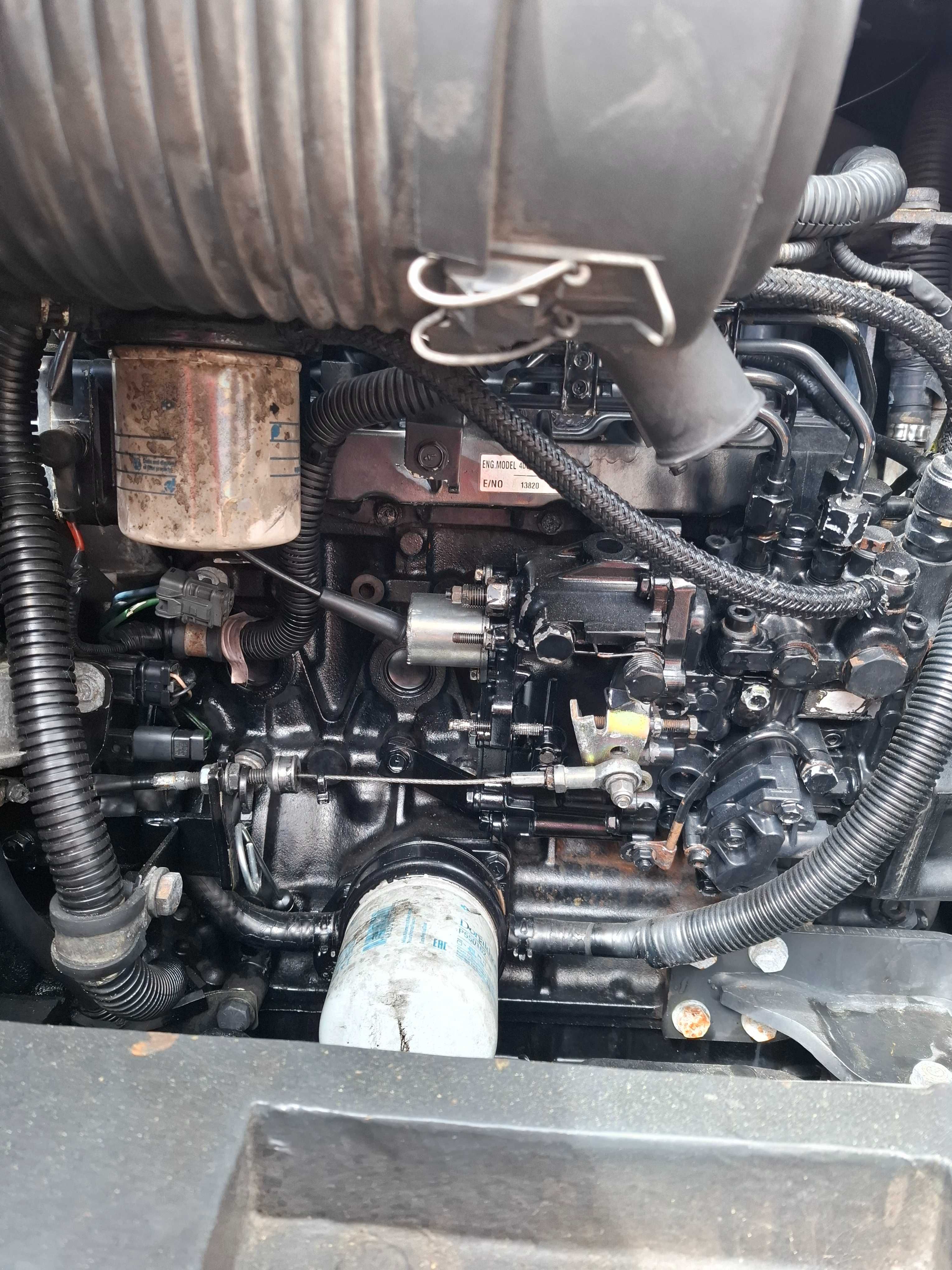 Minikoparka komatsu pc50mr