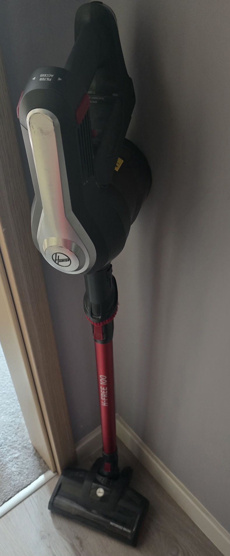 Odkurzacz pionowy Hoover x-free 100 HF 122 GPT 011