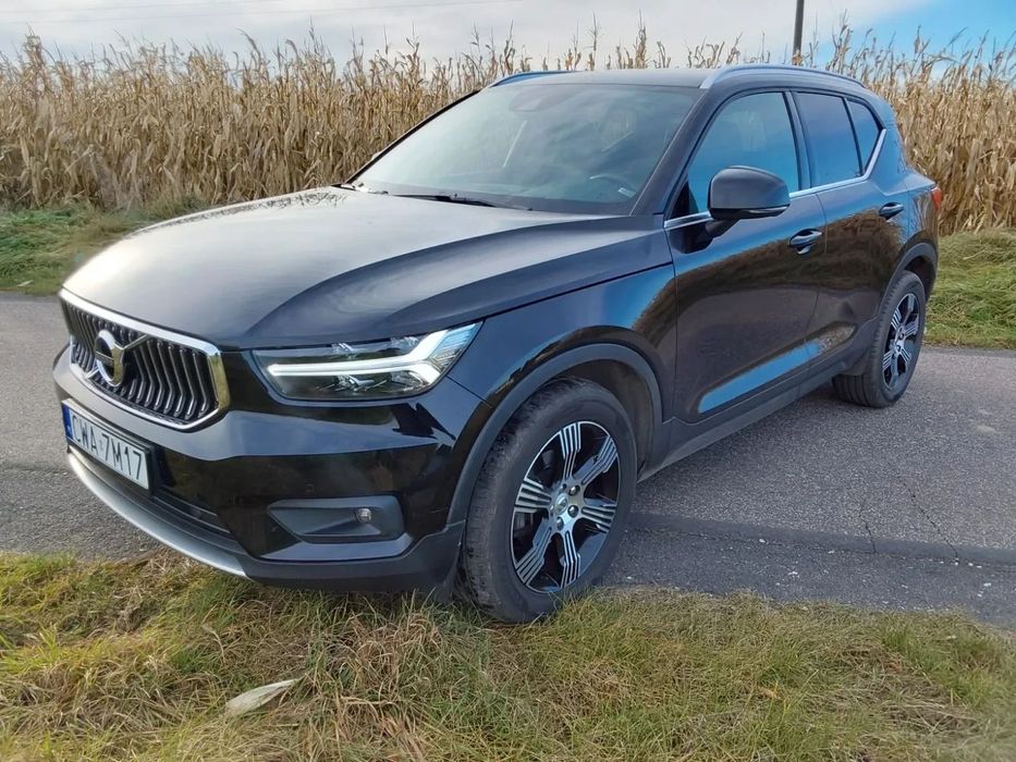 Volvo XC 40 Volvo V40