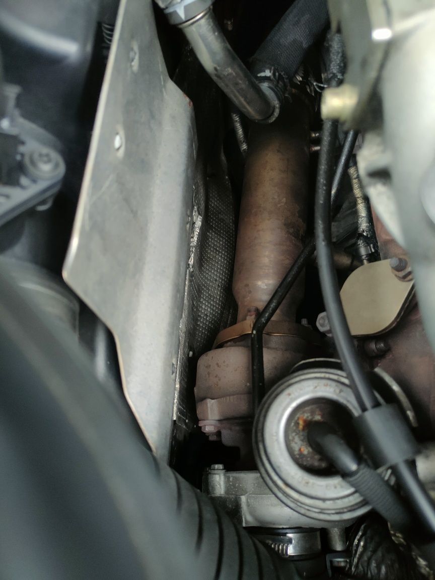 Audi A4 B7 Silnik 2.0 TDI BPW 140KM głowica słupek wtryski GYA HCF