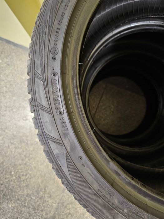 Opony zimowe 4x 225/45R17 Falken Eurowinter HS01 z rantem ochraniajacy