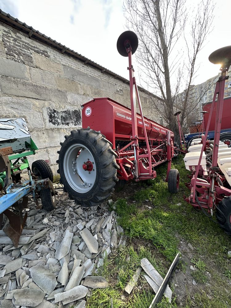 Сівалка зернова червана зірка Аstra -6 , сз -5.4 , Ника , сз 3.6