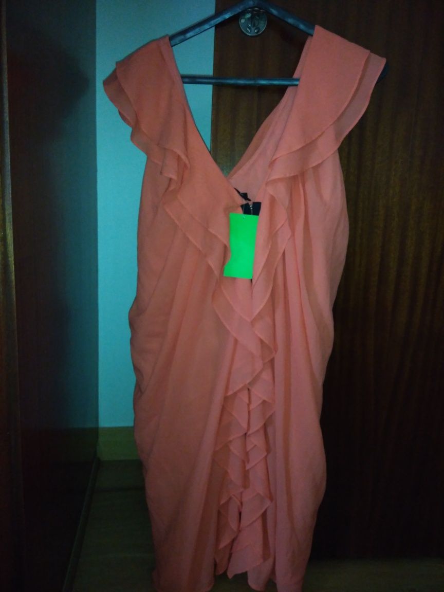 Vendo vestido novo