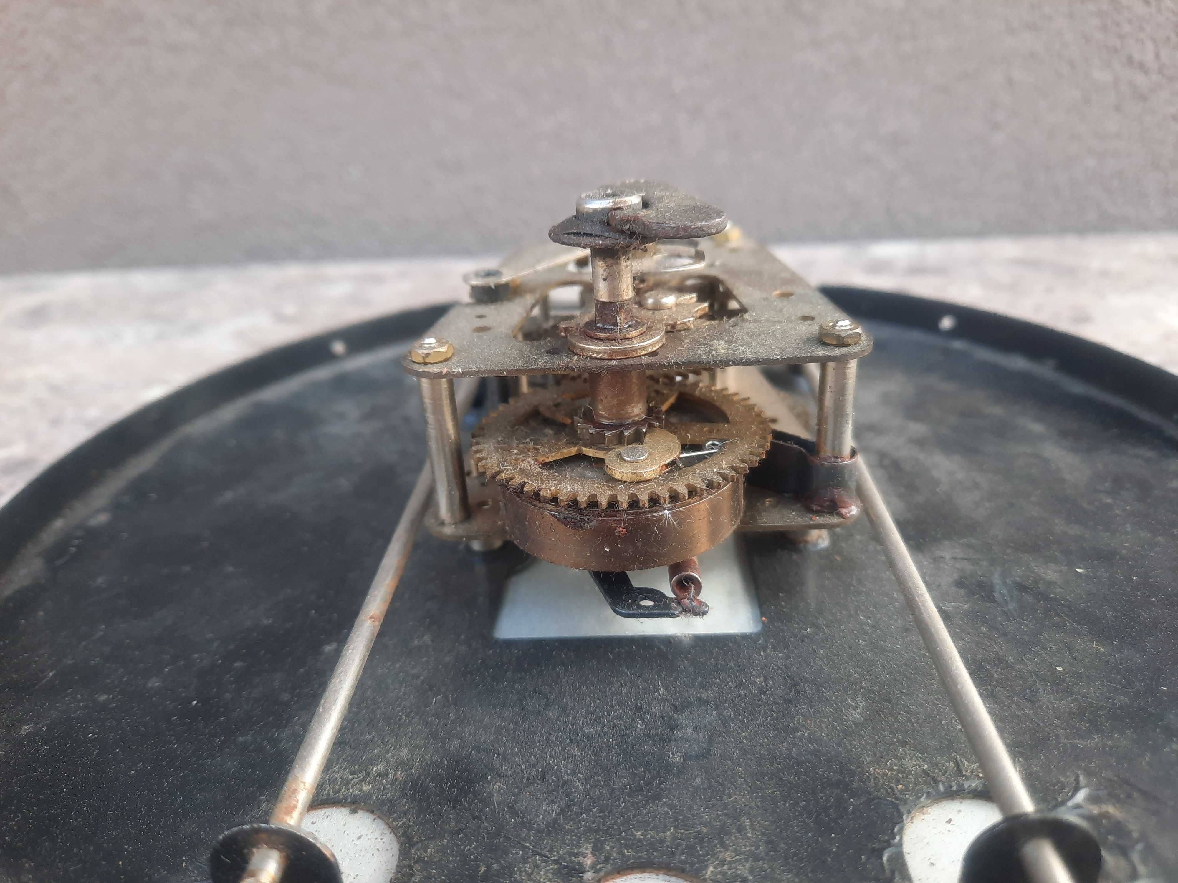 79 Stary mechanizm stoper Junghans W708 tarcza