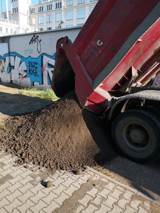 ziemia przesiana pod trawnik, do ogródka, czarnoziem.