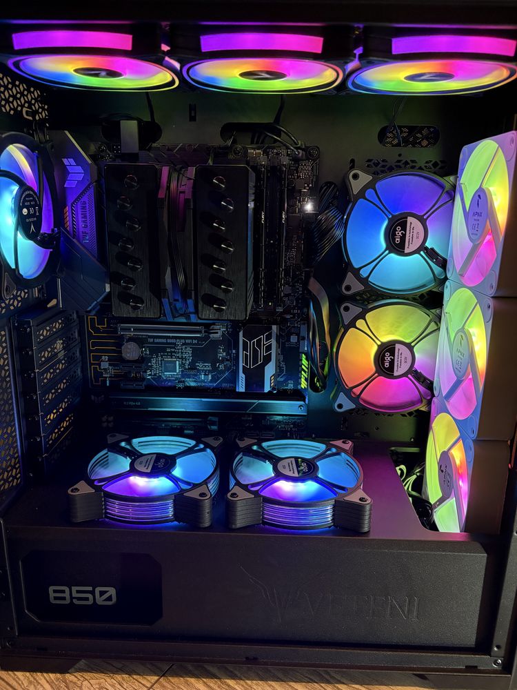 RTX4070super/i5 12400/b660/32gb ddr4/p850gm/512gb nvme/argb/win 11 pro