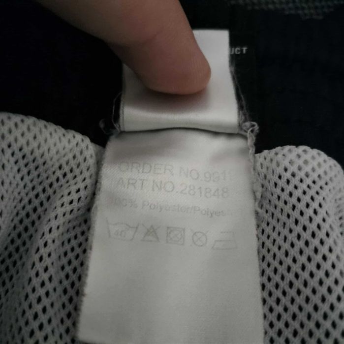 Czarne spodenki sportowe Umbro męskie M - na trening, siłownię, lato