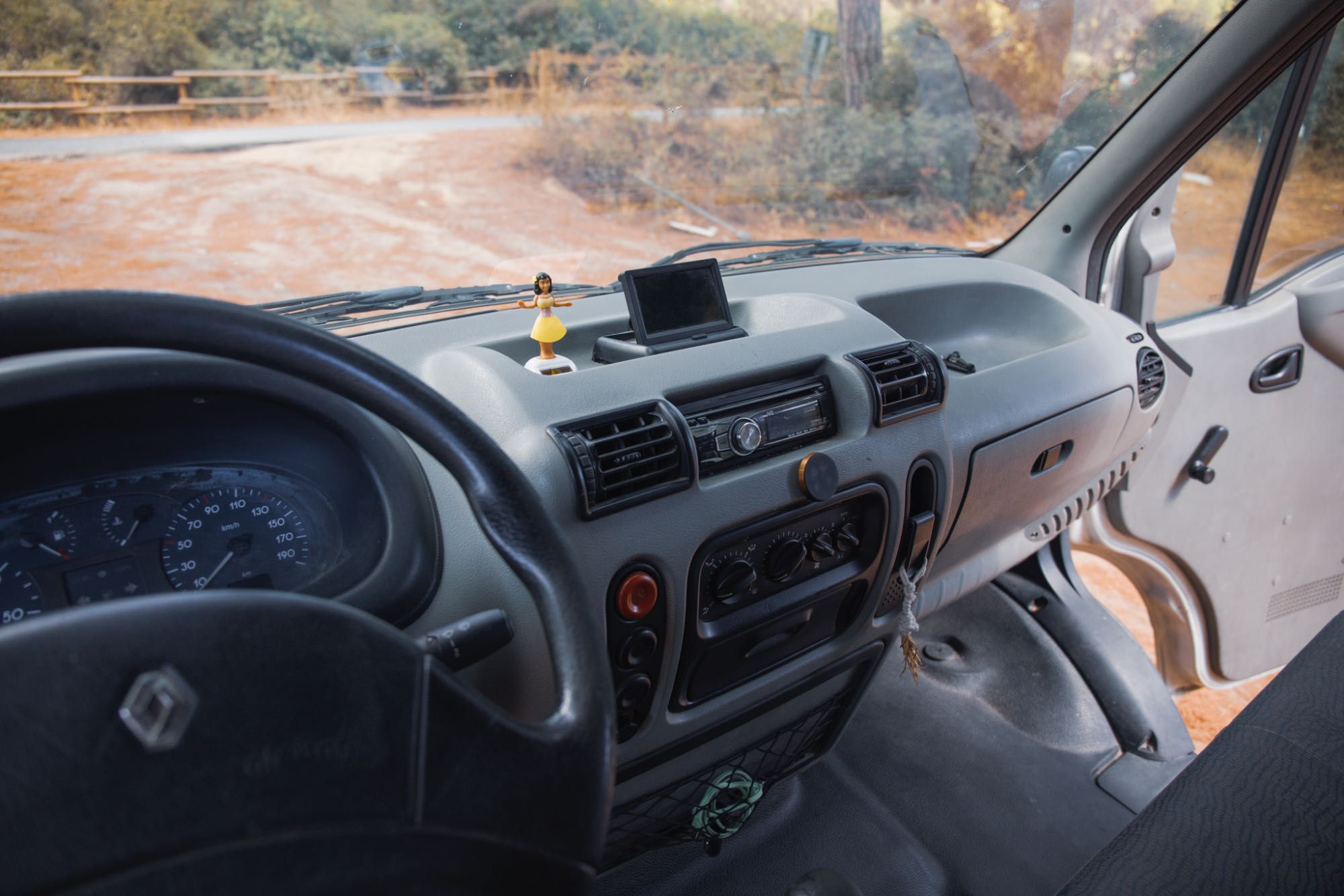 Renault Master L2H3 Camper – Totalmente equipada e pronta a viajar!