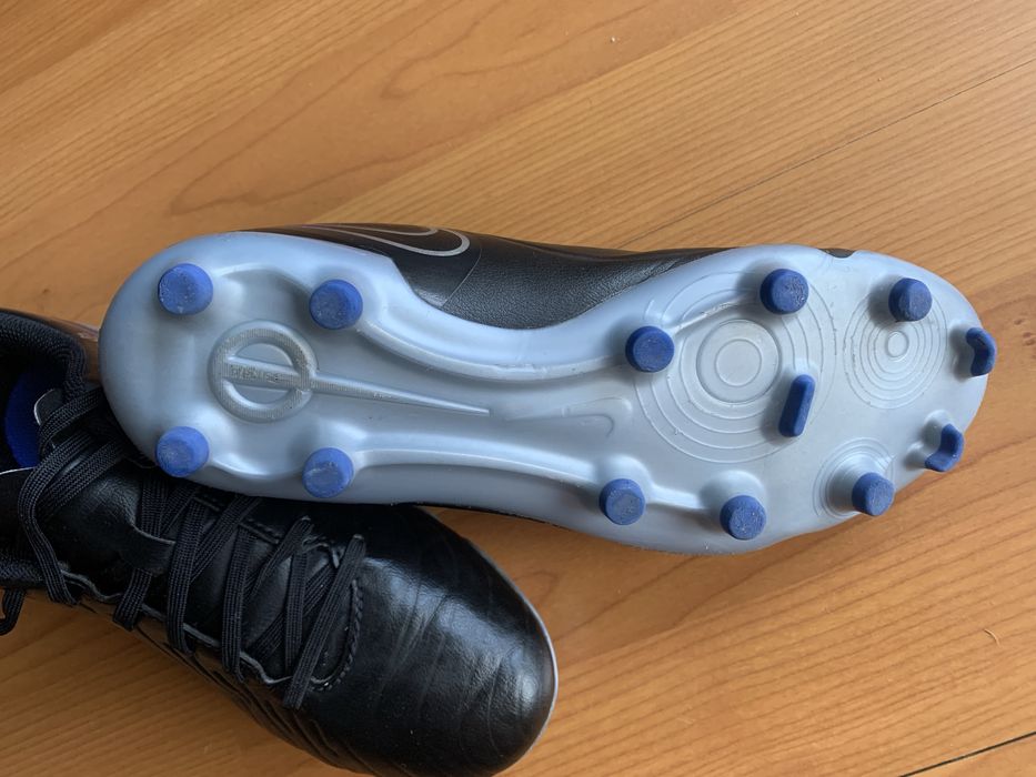 Chuteiras Nike Tiempo Legend Club Fg