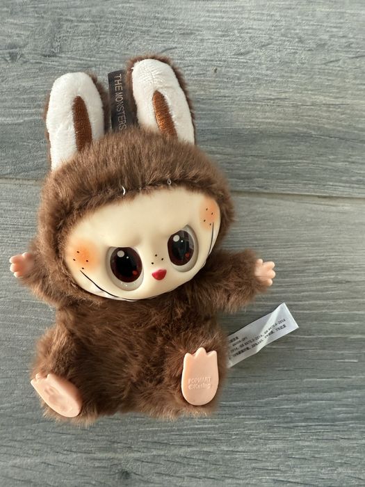 Labubu embalado e selado